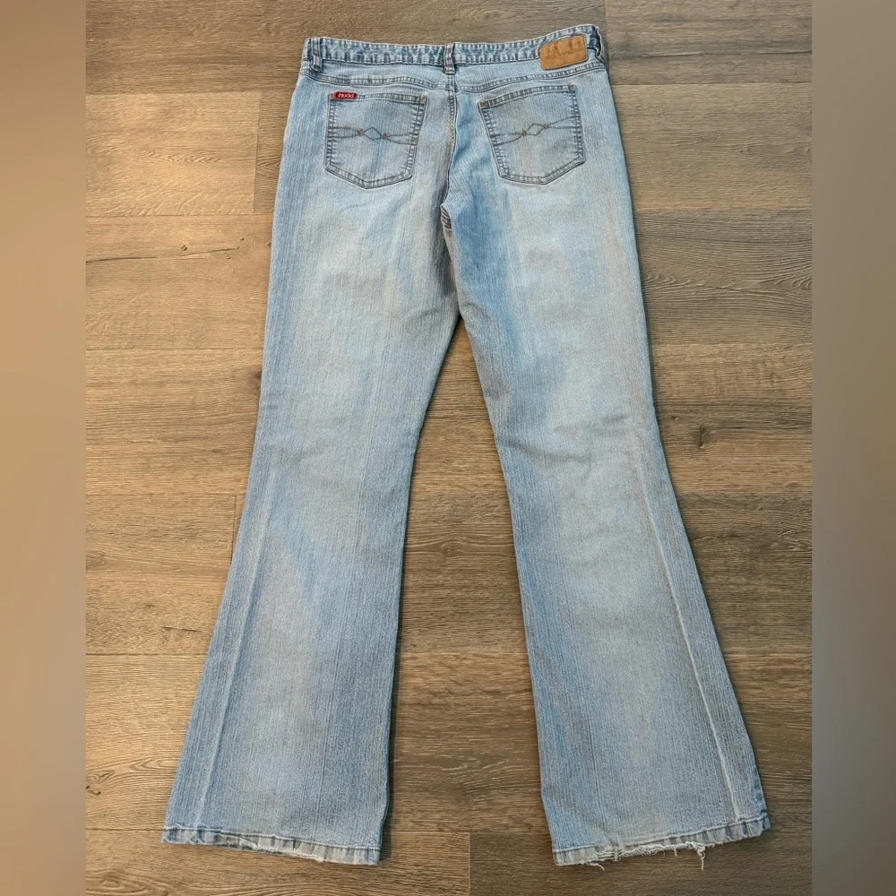 6/$25 Mudd Light Blue Flare Jeans - Picture 6 of 16